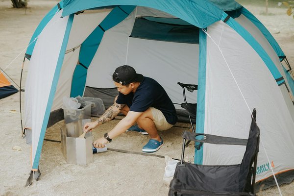 Quels sont les meilleurs spots pour observer les lions dans le parc national du Serengeti, Tanzanie?